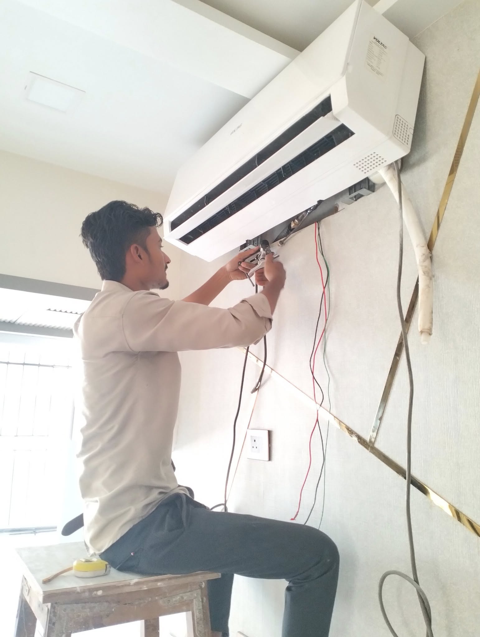 AC installation by Concord Services Technicians