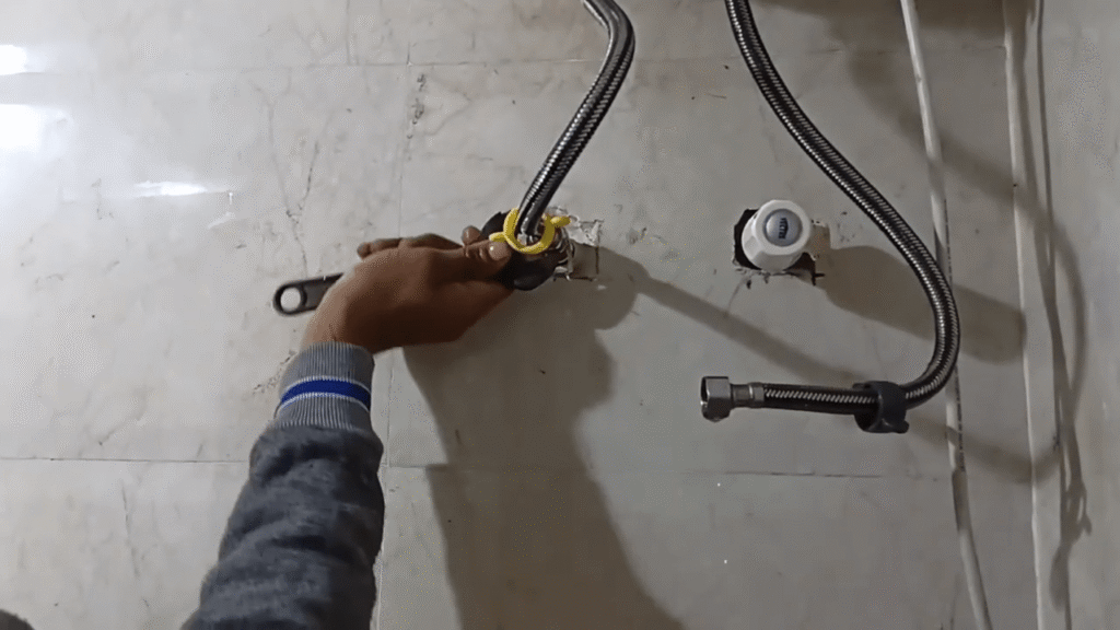 Step 4: Disconnect Inlet & Outlet Pipes