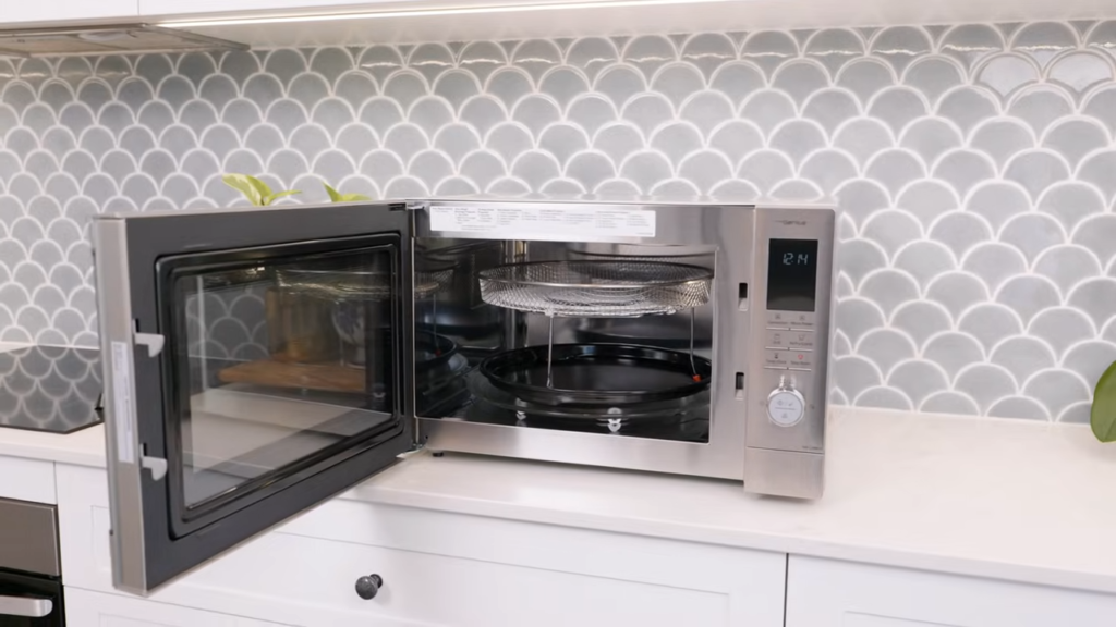 Mmicrowave oven grilling